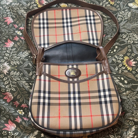 Burberry vintage shoulder bag - Picture 7 of 11